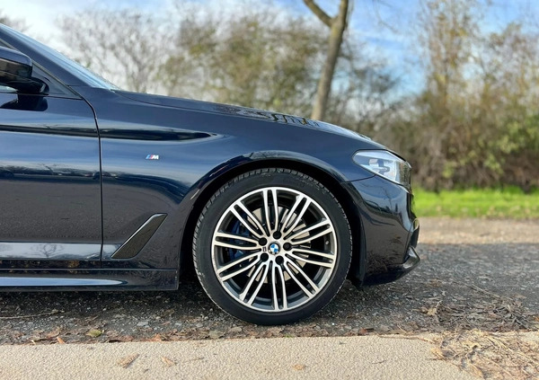 BMW Seria 5 cena 98400 przebieg: 190000, rok produkcji 2017 z Wołów małe 742